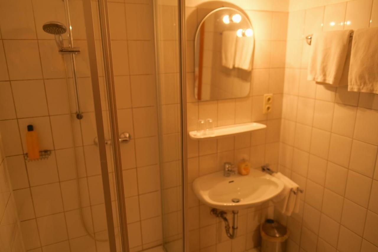 Hotel Zur Linde Salzgitter Kültér fotó